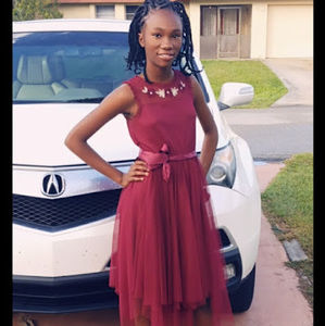 Meet your Posher, Maya